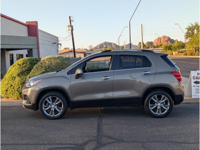 Used 2020 Chevrolet Trax LT with VIN KL7CJPSB9LB343638 for sale in Phoenix, AZ