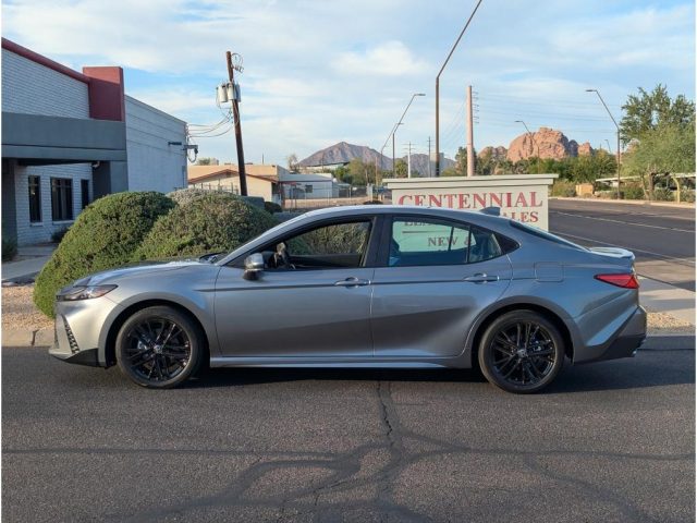 Used 2025 Toyota Camry SE with VIN 4T1DBADK0SU513544 for sale in Phoenix, AZ