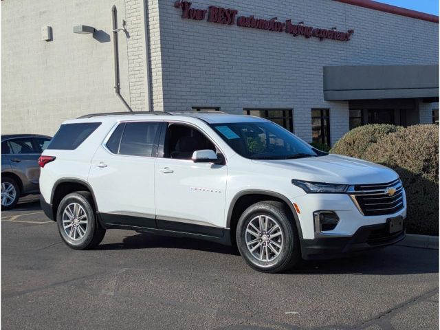 front passenger side view of 2022 Chevrolet Traverse for sale in Phoenix