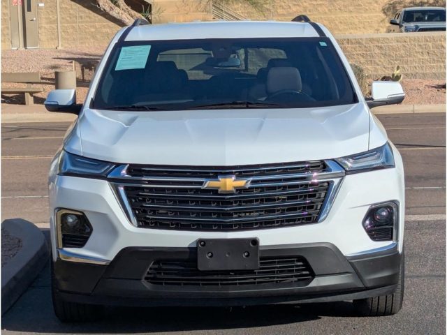 front end of 2022 Chevrolet Traverse for sale in Phoenix