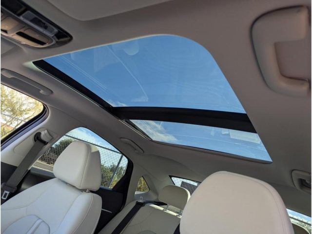 2024 Hyundai Sonata sunroof