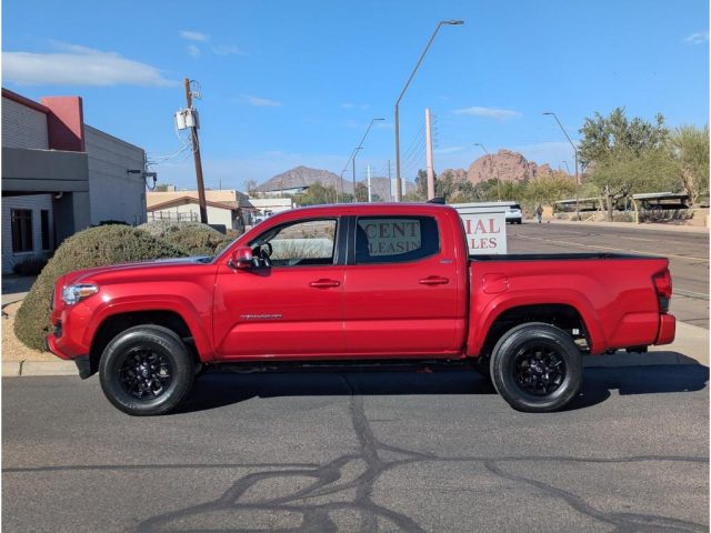 Used 2022 Toyota Tacoma SR5 with VIN 3TYAZ5CNXNT023809 for sale in Phoenix, AZ