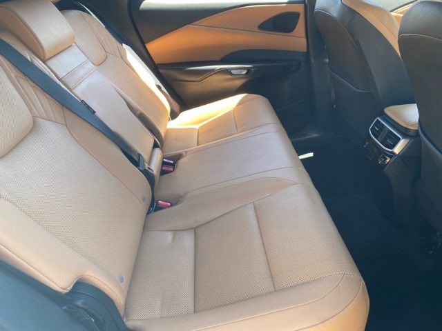 2023 Lexus RX 350 - Photo 12