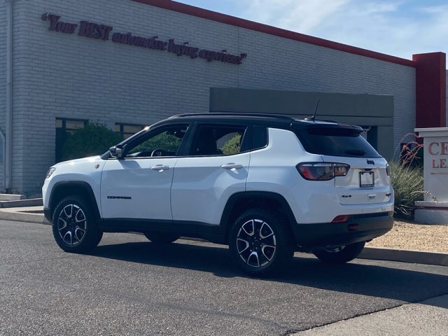 2025 Jeep Compass Trailhawk - Photo 24