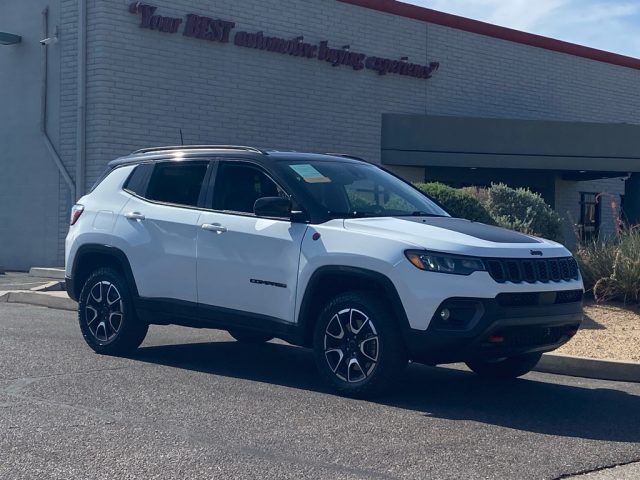 2025 Jeep Compass Trailhawk - Photo 7