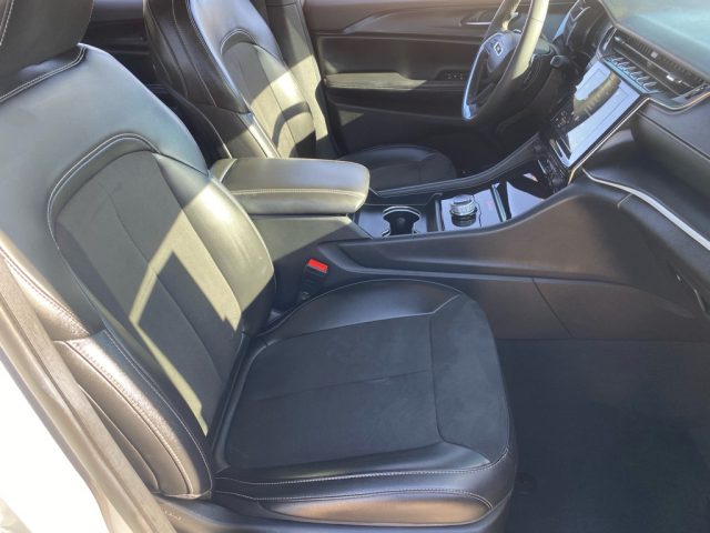 2023 Jeep Grand Cherokee Altitude - Photo 11