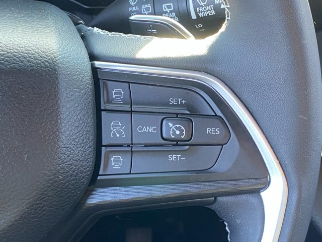 2023 Jeep Grand Cherokee Altitude - Photo 23