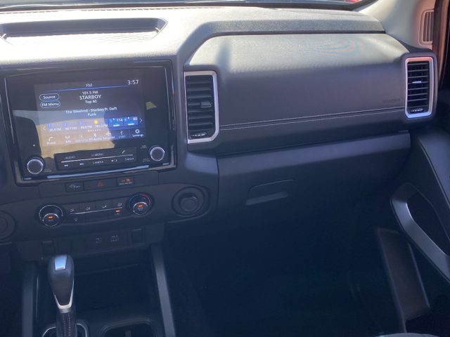 2024 Nissan Frontier SV - Photo 15