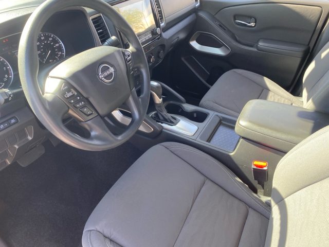 2024 Nissan Frontier SV - Photo 17