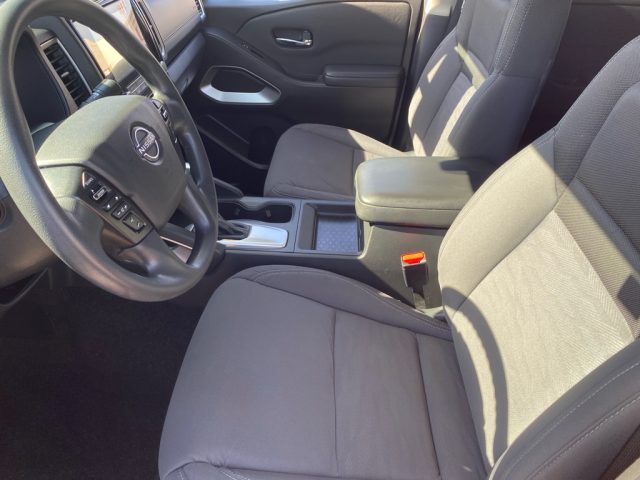 2024 Nissan Frontier SV - Photo 18