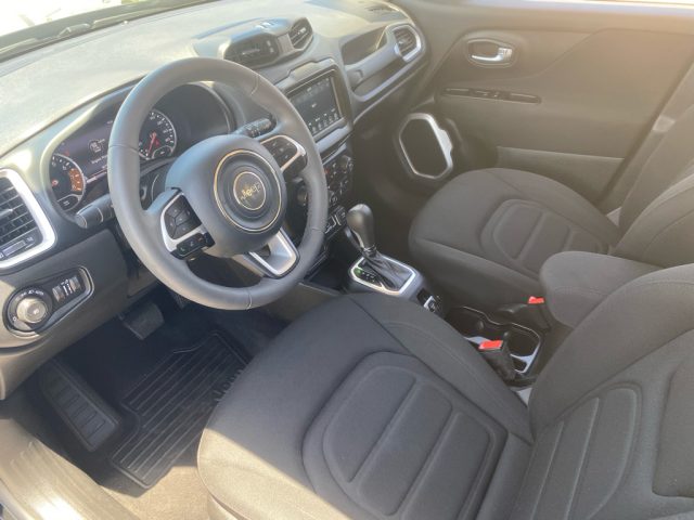 2021 Jeep Renegade Latitude - Photo 18