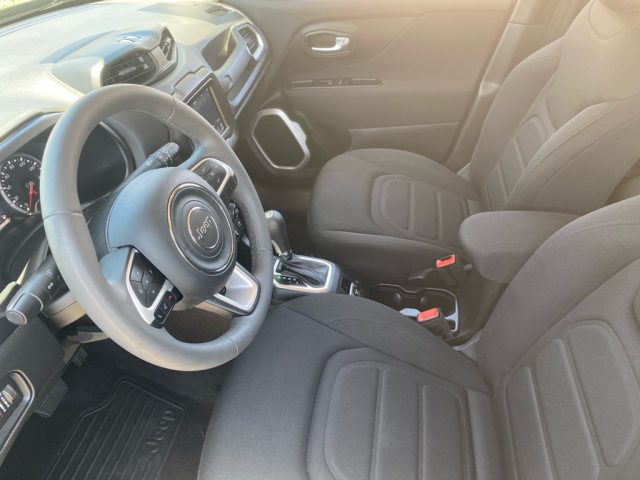 2021 Jeep Renegade Latitude - Photo 19
