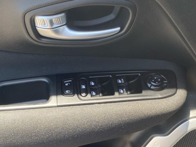 2021 Jeep Renegade Latitude - Photo 21
