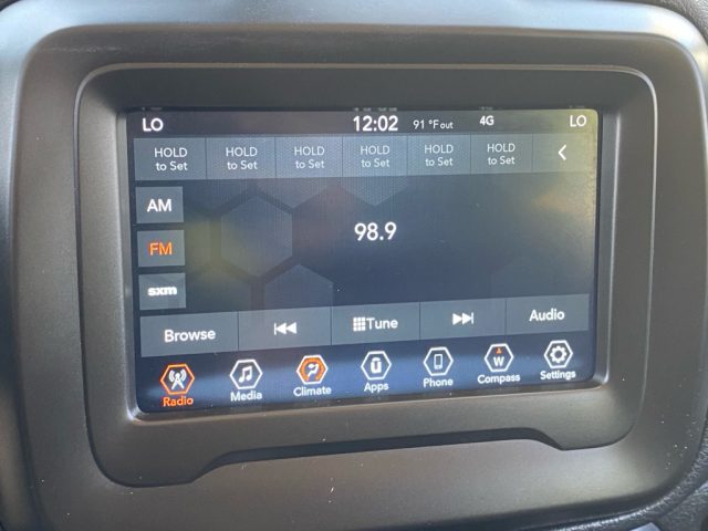 2021 Jeep Renegade Latitude - Photo 25