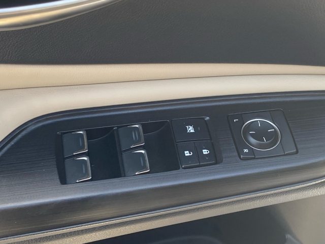 2021 Lexus ES 350 - Photo 20