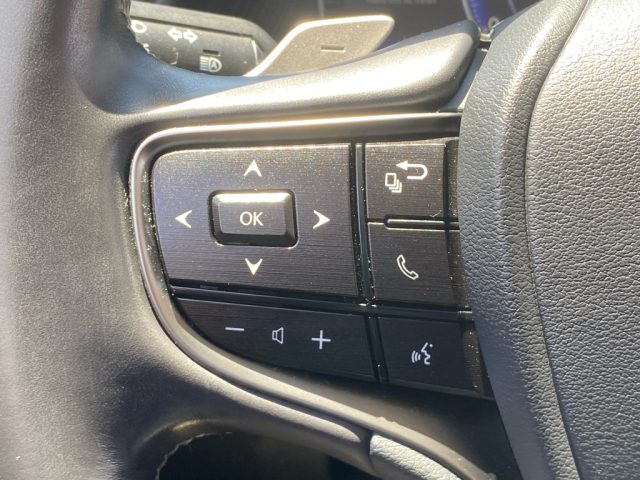 2021 Lexus ES 350 - Photo 23