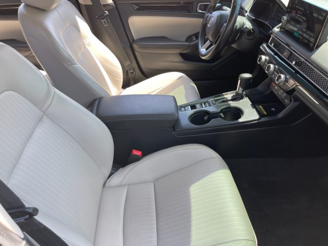 2023 Honda Civic Touring - Photo 11
