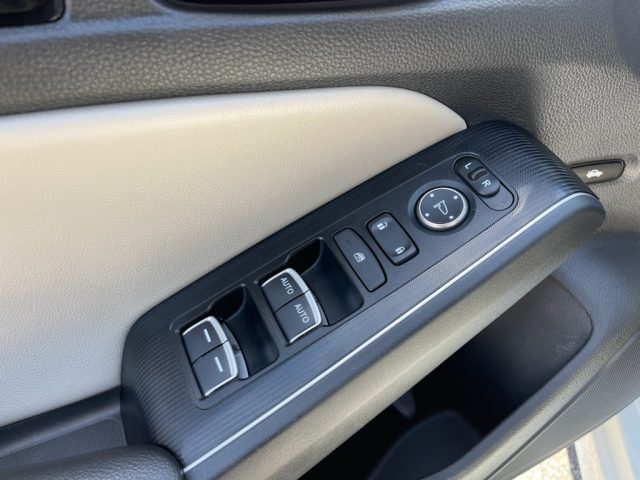 2023 Honda Civic Touring - Photo 19