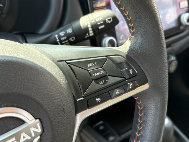2023 Nissan Kicks SR - Photo 17