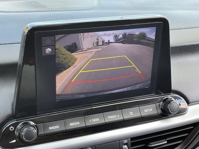 2023 Kia Forte LXS - Photo 29