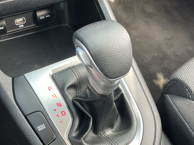 2023 Kia Forte LXS - Photo 32
